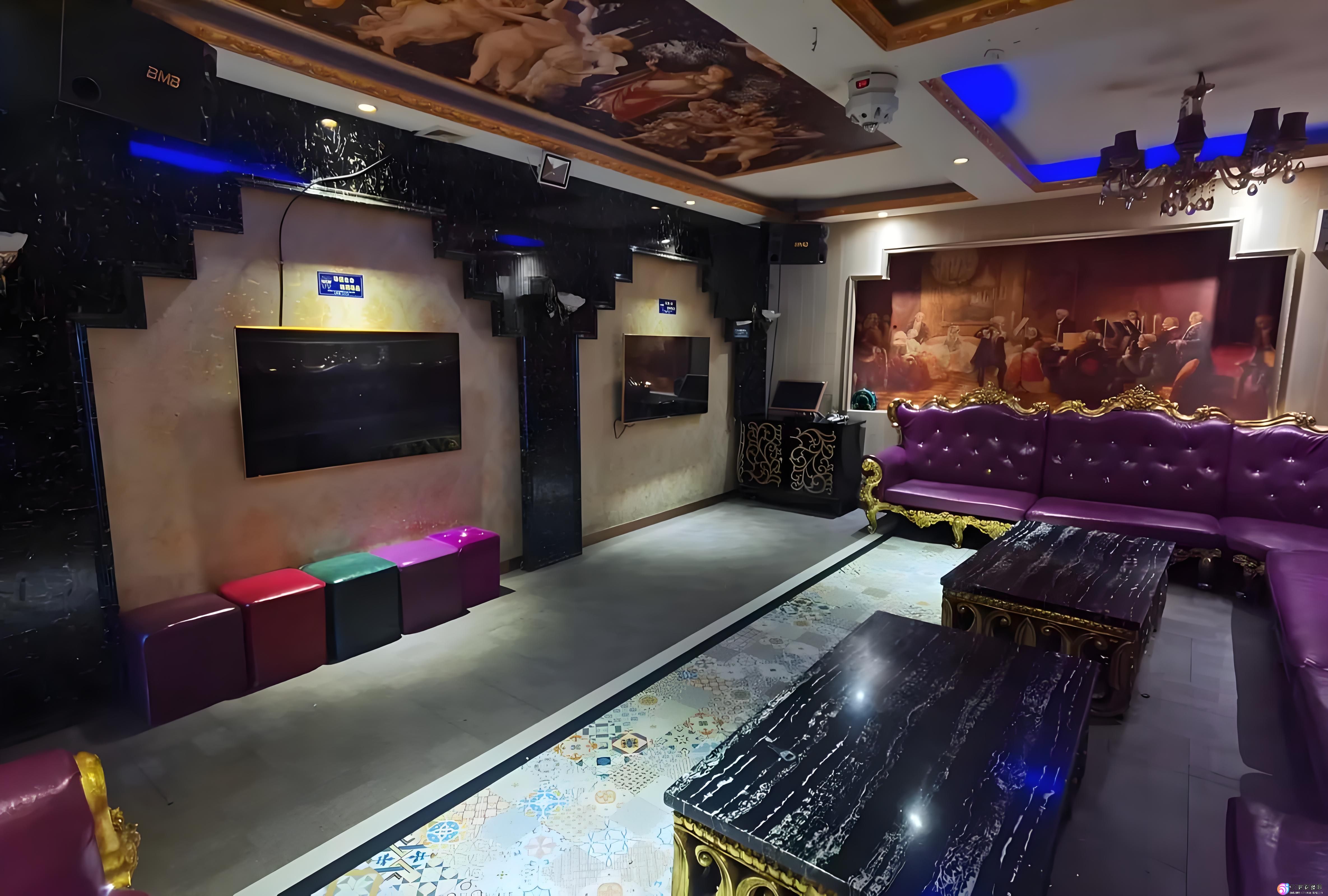 加入灯光璀璨的上海夜场：招聘服务详解